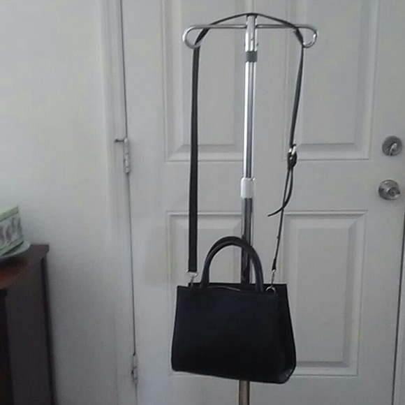 Handbag - Picture 2 of 4